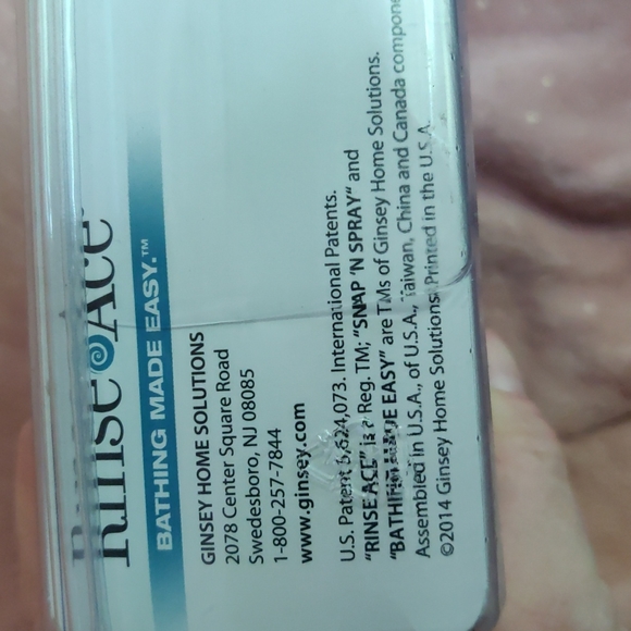 Three-way pet faucet sprayer with 8 ft hose - Picture 3 of 4